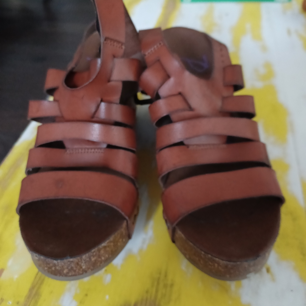 Blowfish sandal 7